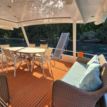 Blue Cruise In - Mavi Yolculuk Tekne *