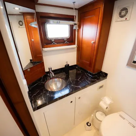 Blue Cruise In - Mavi Yolculuk Tekne