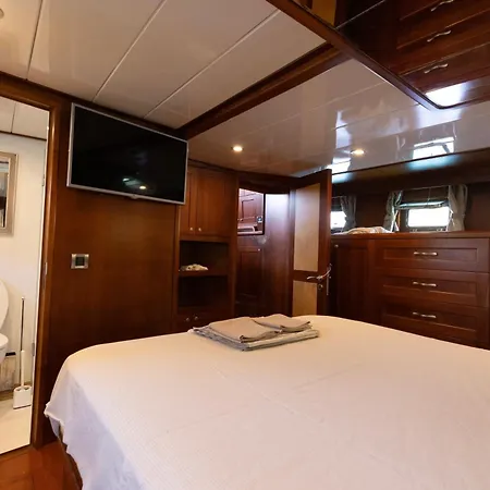 Blue Cruise In - Mavi Yolculuk Tekne *